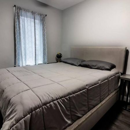 Comfortable 3Br, 1 Bath Close To The Falls Niagara Falls Exterior photo